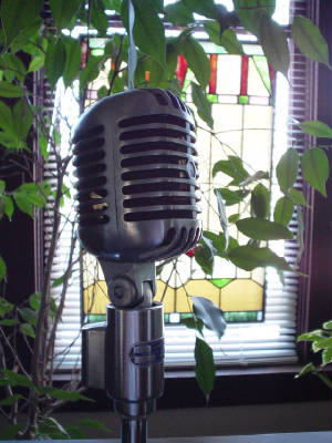 webassets/modernmic.jpg